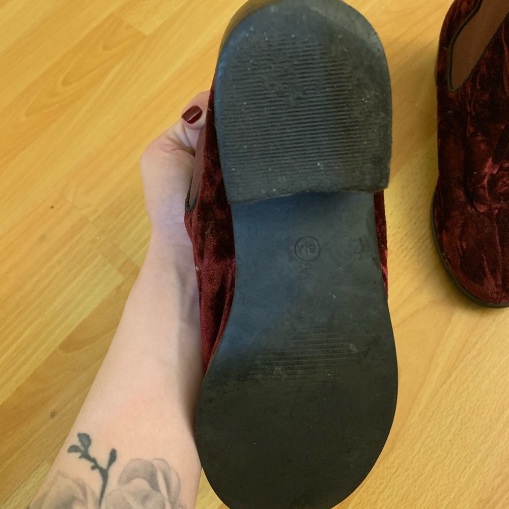 Velvet booties - Picture 3 of 3